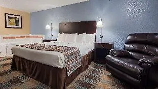 Baymont By Wyndham Il Motel