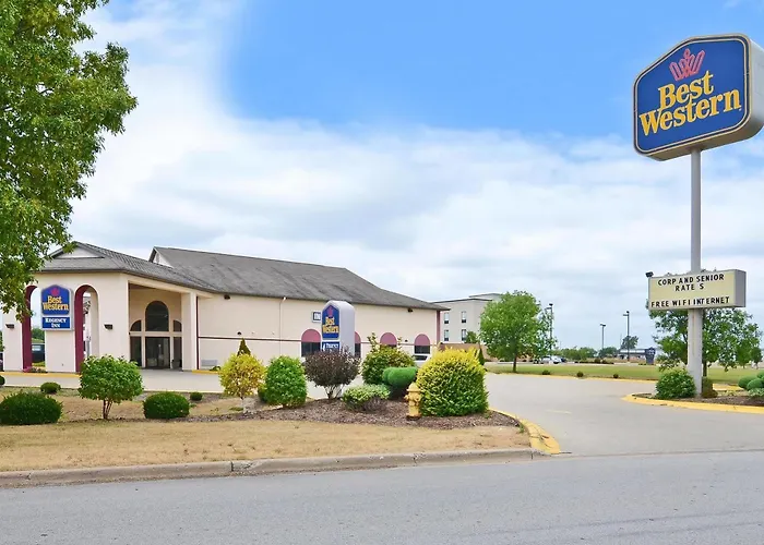 Baymont By Wyndham Il Motel